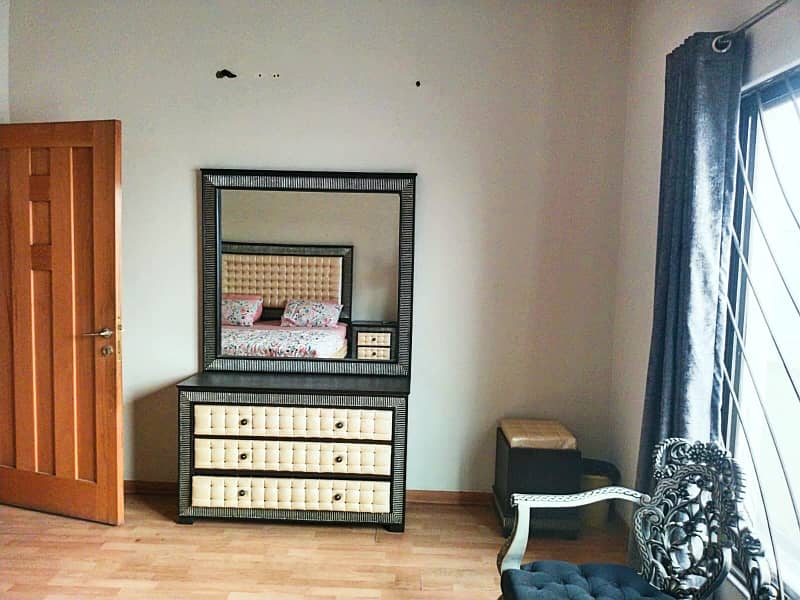 FURNISHED MODREN DESIGH 1 KANAL HOUSE WITH BASEMENT FOR SALE IN SUI GAS SOCIETY LAHORE 7