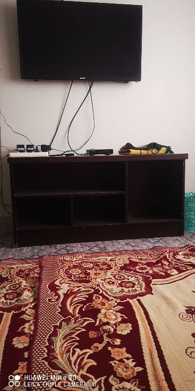 tv console 0