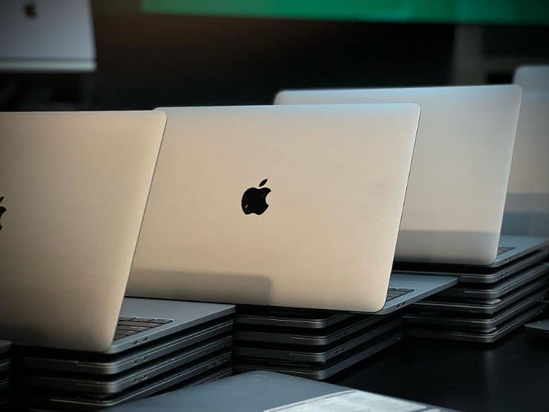 Macbook Pro M1 2020 13" | 16/1TB | 8/1TB | With Original Charger 0