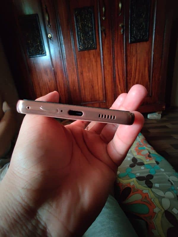 exchange iphone 11 pro or 12 1