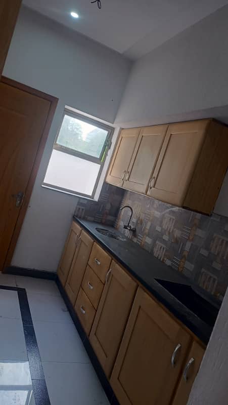 5 MARLA FIRST FLOOR HOT LOCATION 0