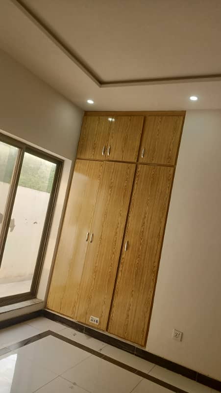 5 MARLA FIRST FLOOR HOT LOCATION 3