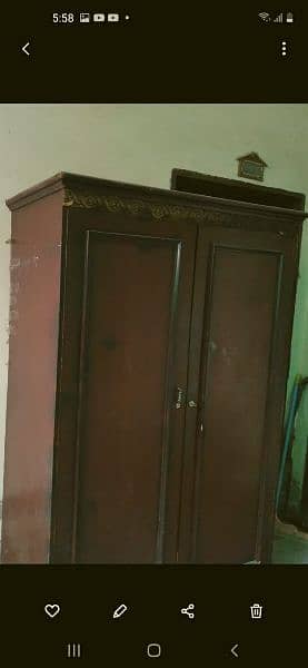 wood almari 1
