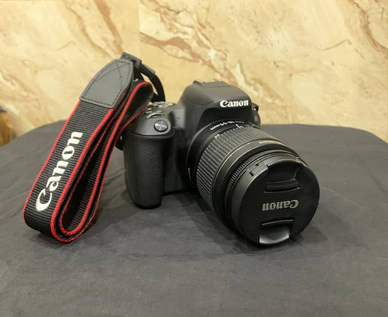 Canon 200D DSLR with Kit Lens & Accessories 0