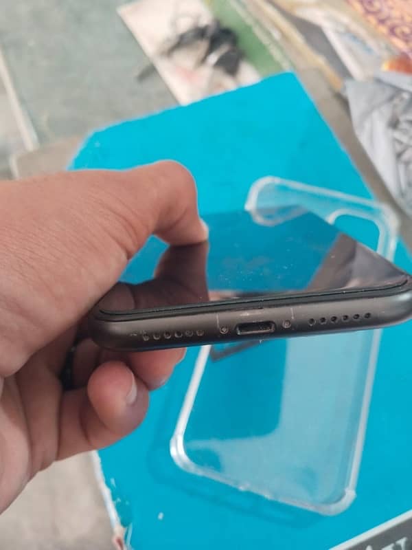 iPhone 11 JV 4