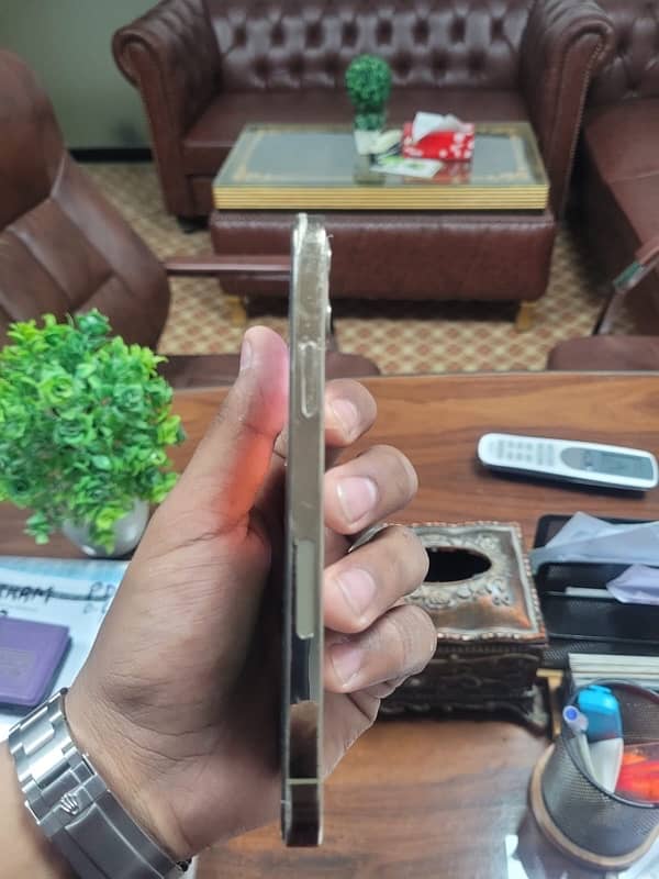 iPhone 12 pro Pta approved 5