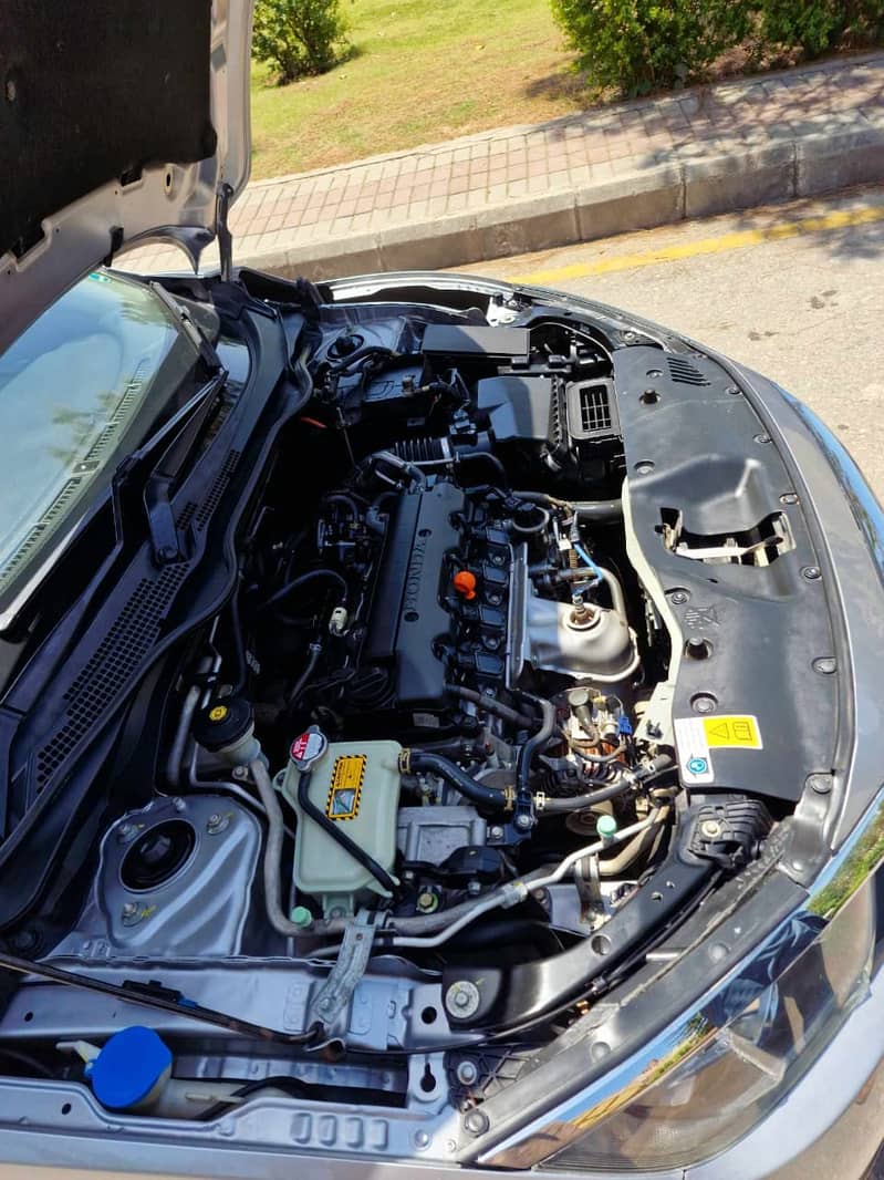 Honda Civic 1.8 i-VTEC CVT 2017 11