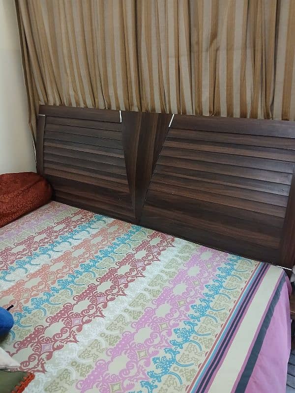 Bed And Dressing 4