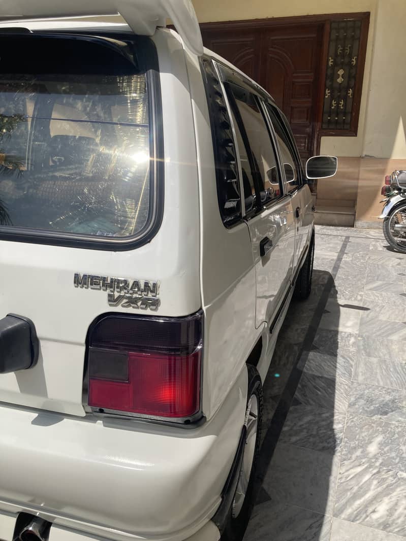 Suzuki Mehran VXR 2014 8