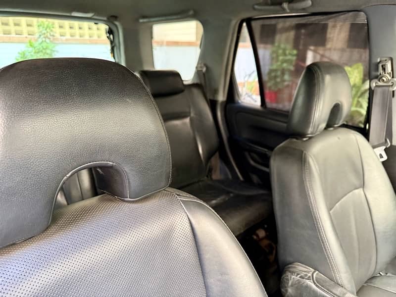 Honda CRV limited leather edition 2.4 for sale and exchange 6