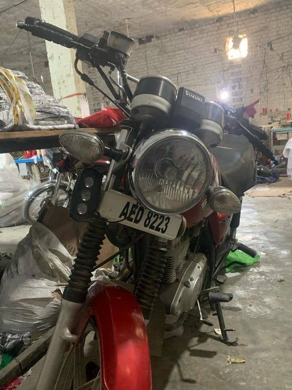 Suzuki GS 150, 4 stroke in new condition 10/10, WhatsApp 03014545221 2