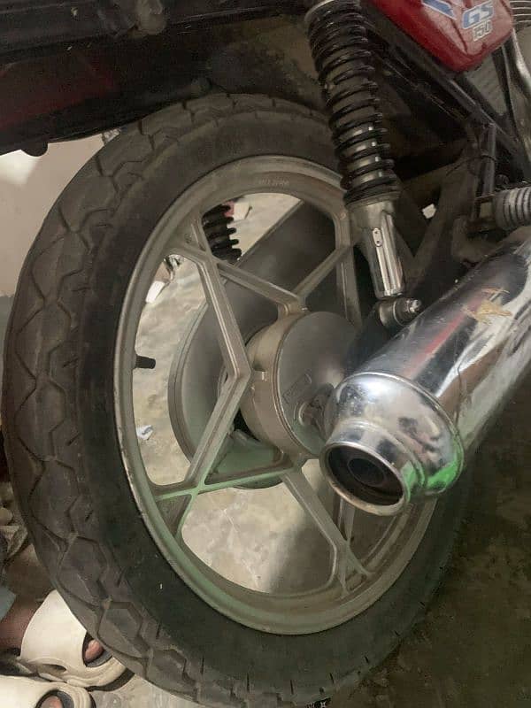 Suzuki GS 150, 4 stroke in new condition 10/10, WhatsApp 03014545221 5