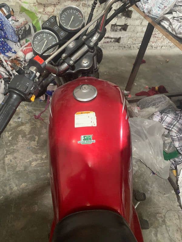 Suzuki GS 150, 4 stroke in new condition 10/10, WhatsApp 03014545221 8