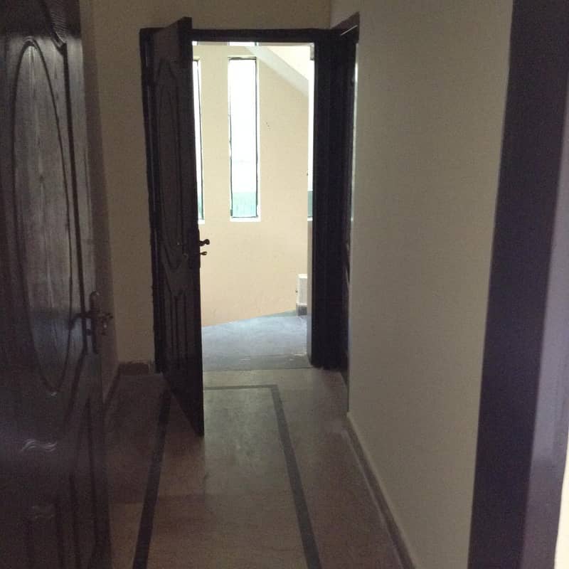 Architect Society Near Abdul Star Eidi Road Block N3 1 Kanal Upper Portion Available For Rent 1