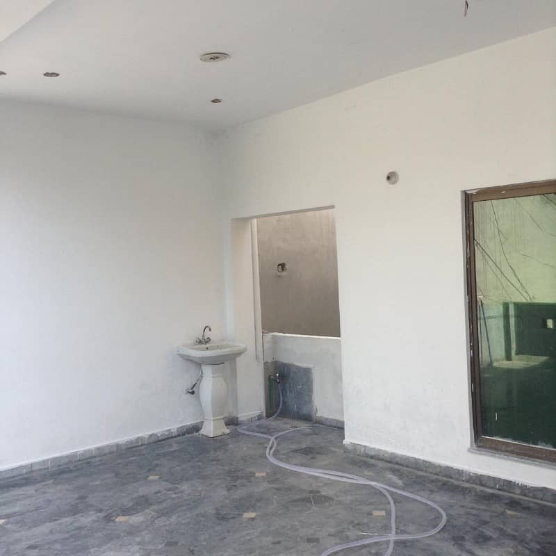 Architect Society Near Abdul Star Eidi Road Block N3 1 Kanal Upper Portion Available For Rent 2