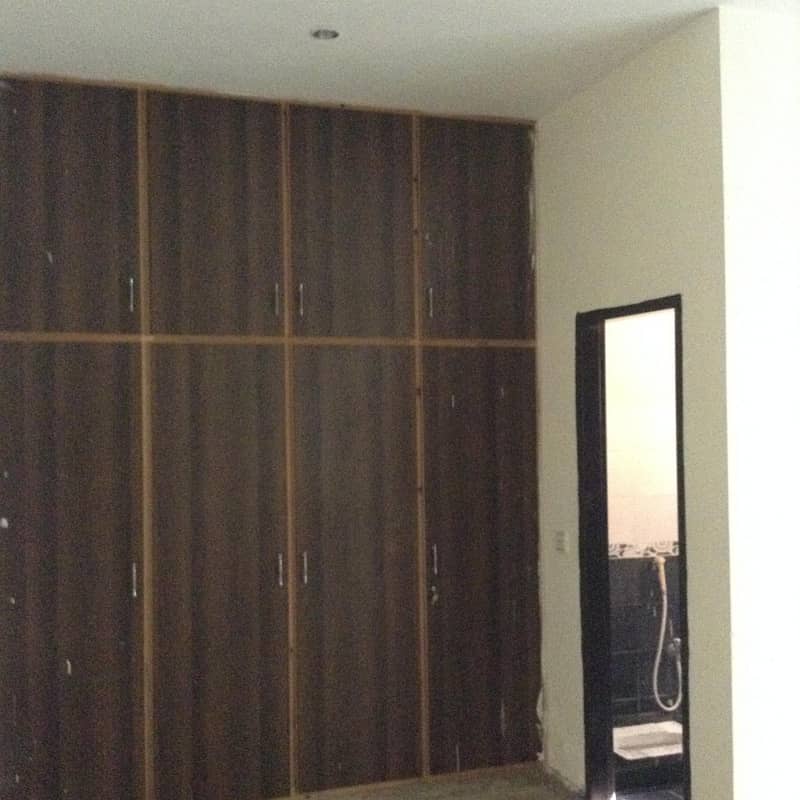 Architect Society Near Abdul Star Eidi Road Block N3 1 Kanal Upper Portion Available For Rent 5