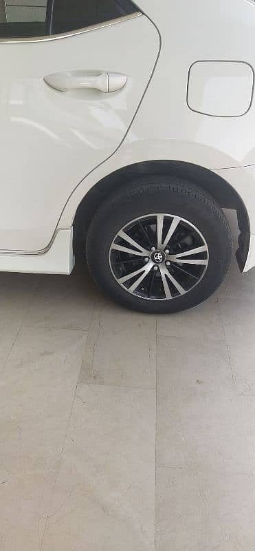 Toyota Corolla GLI 2018'2017 1