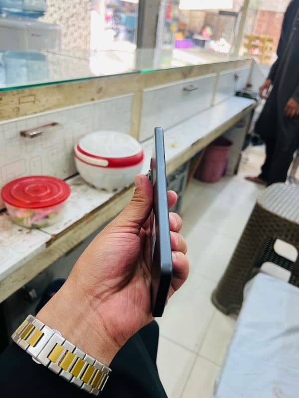 Oppo Reno 13F 5
