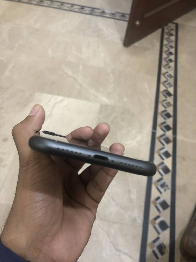 Iphone 11 (JV) 1