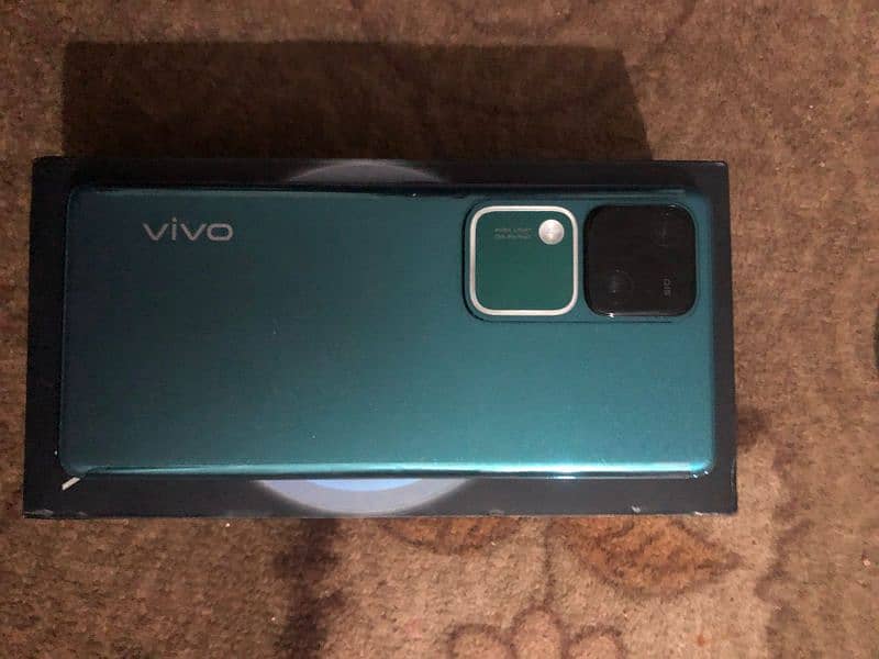 Vivo V30 7