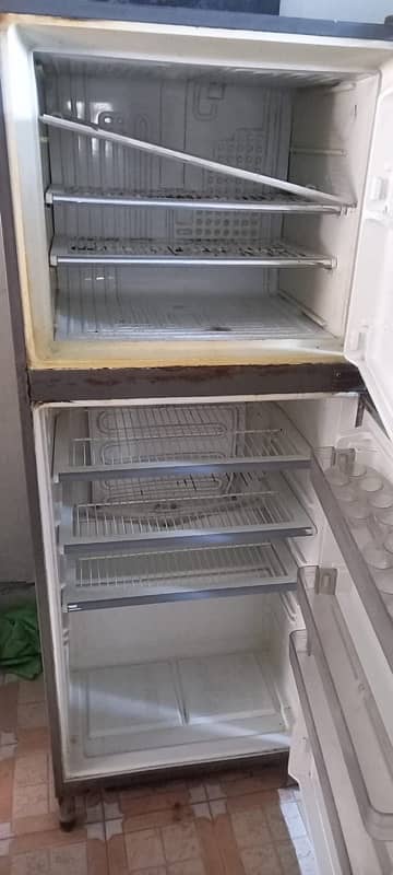 dawlance fridge for sale 1