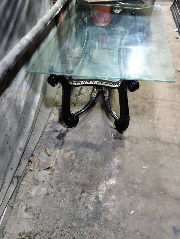 six chairs 4