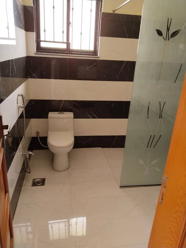 A Prime Location 20 Marla Upper Portion Has Landed On Market In Izmir Town Of Izmir Town 3