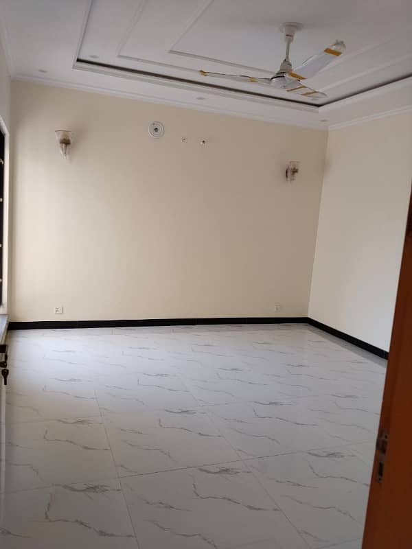 A Prime Location 20 Marla Upper Portion Has Landed On Market In Izmir Town Of Izmir Town 6