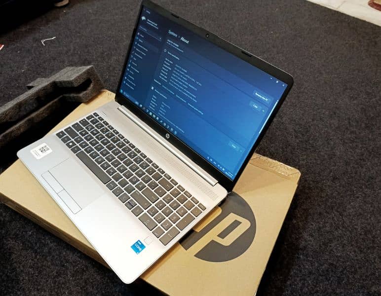 HP i5-12th gen. 16GB RAM, 512GB SSD 0