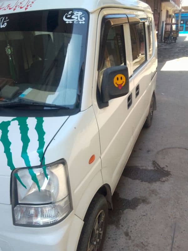 Suzuki Every 2013 1