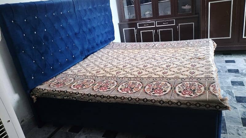2 Single Beds 2