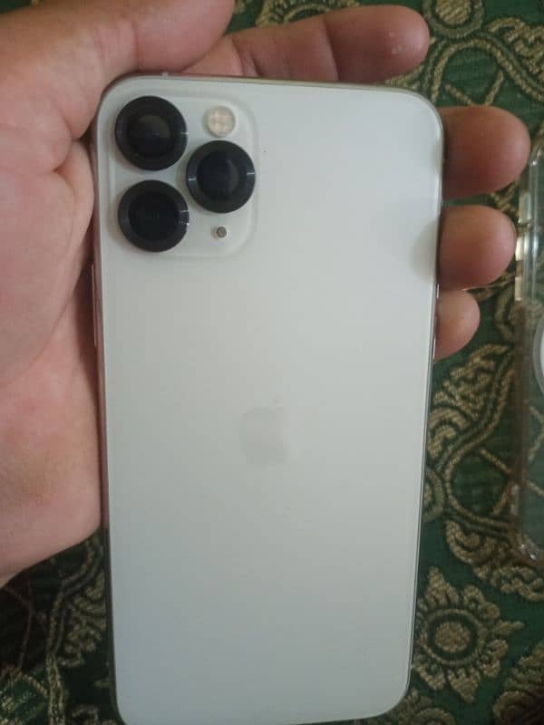 iPhone 11pro nonpta 10by10conditionbattery health94 with boxandcharger 5
