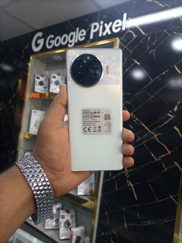 TECNO SPARK 20 Pro+ 5