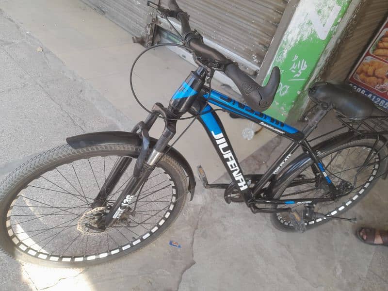 Bicycle for sale in good condition 3