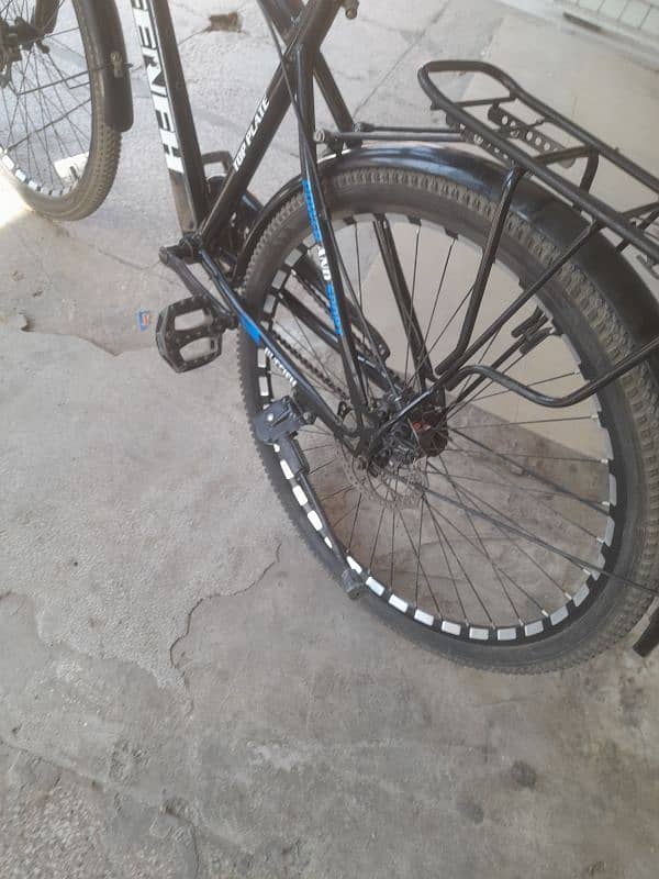 Bicycle for sale in good condition 4
