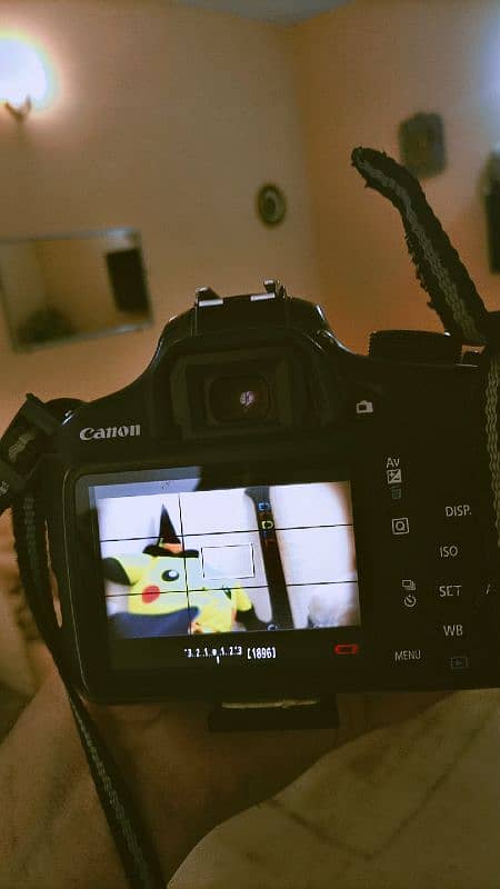 Canon camera 1200d 1
