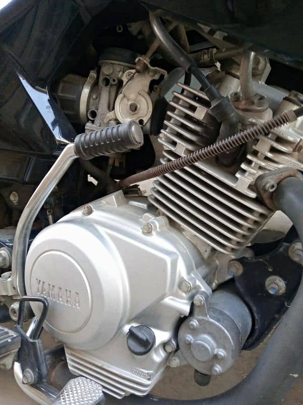 Yamaha ybr 4