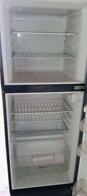refrigerator contact 03429323772 03049667276 2