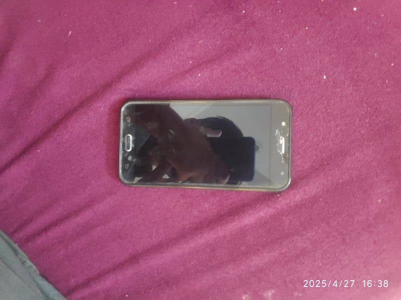 Samsung Galaxy J7 03008504737 0