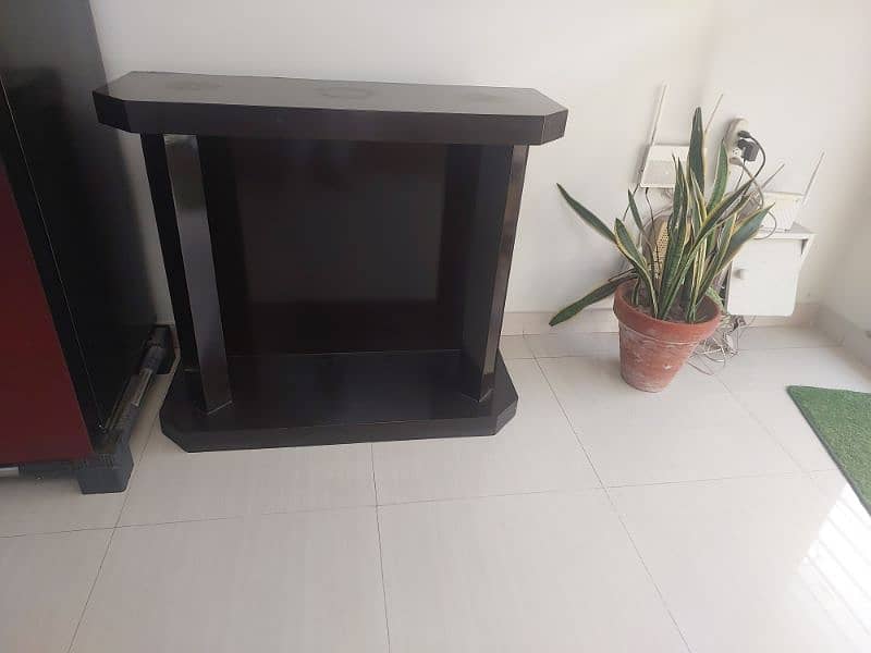 Console table 0