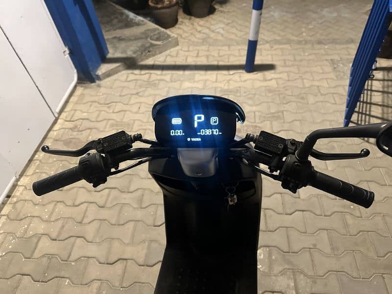 metro yadea  e8s pro 8