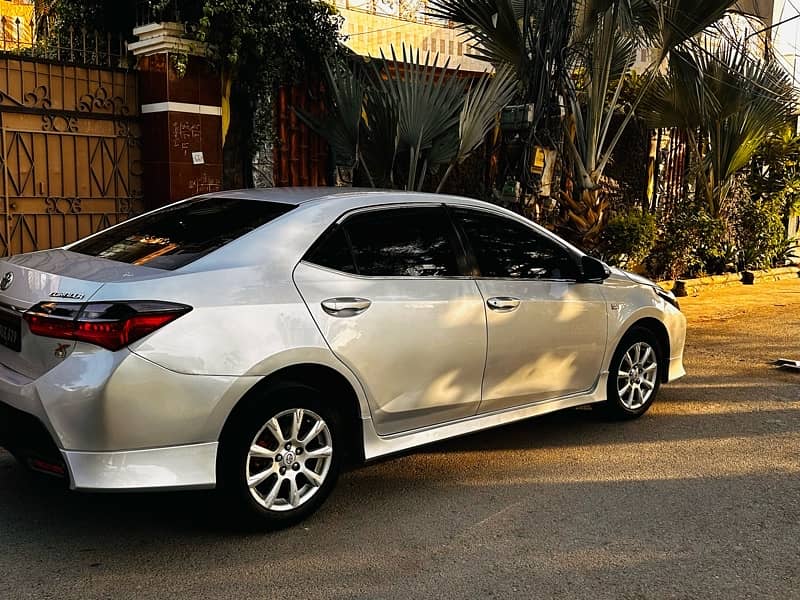 Toyota Corolla GLI 2018 lush condition x Shape 5