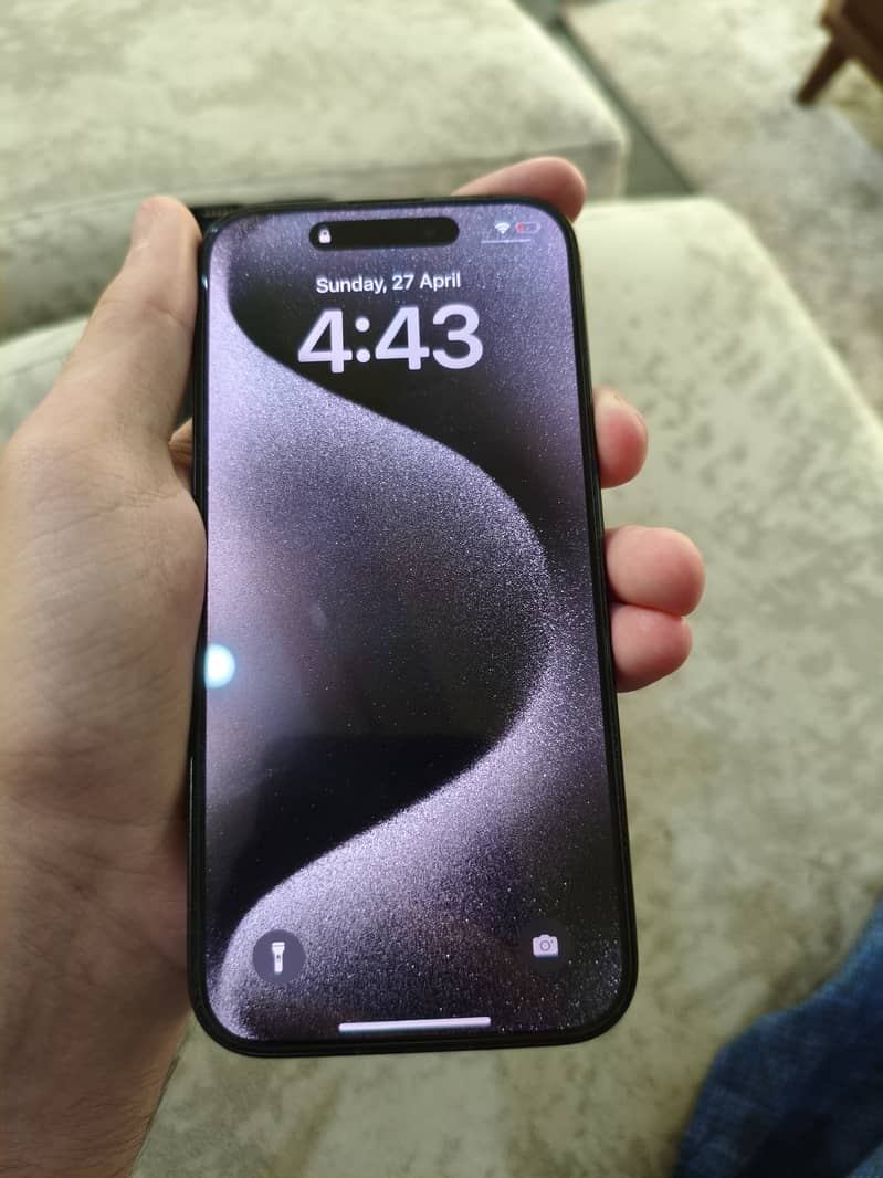 iPhone 15 pro 100 percent battery health 5