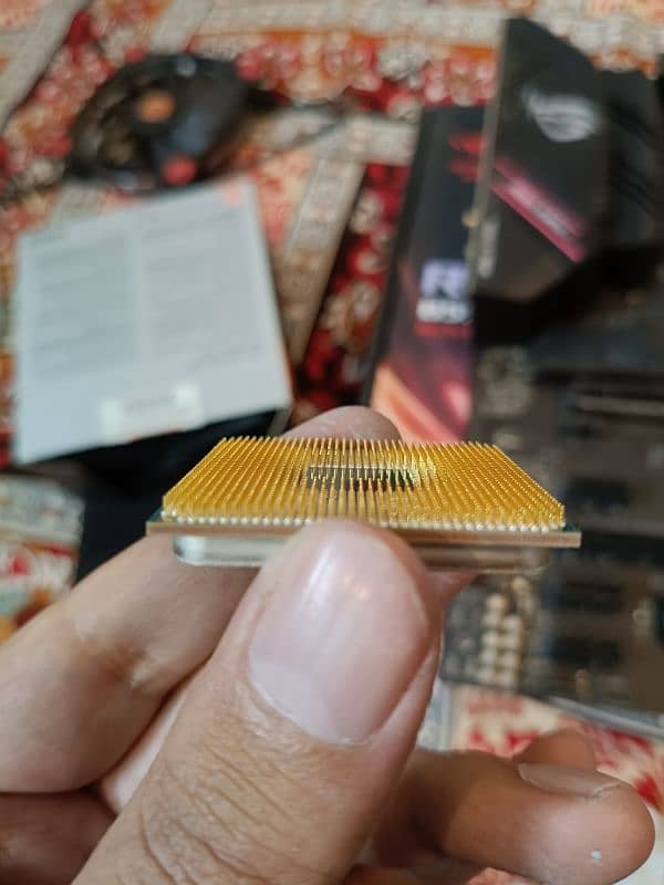 AMD Ryzen 5700x with Box 3