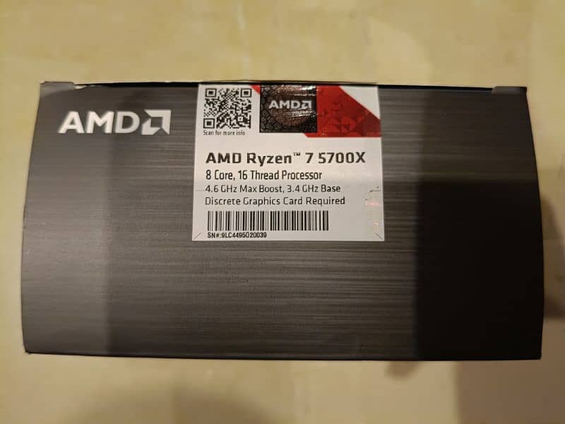 AMD Ryzen 5700x with Box 5