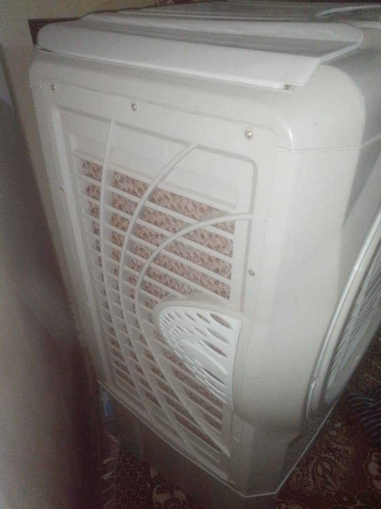 Just 10 Days used Air Coler urgent sale  (Contact 03076767012) 4