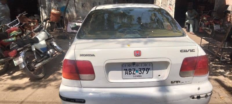 Honda Civic EXi 1999 6