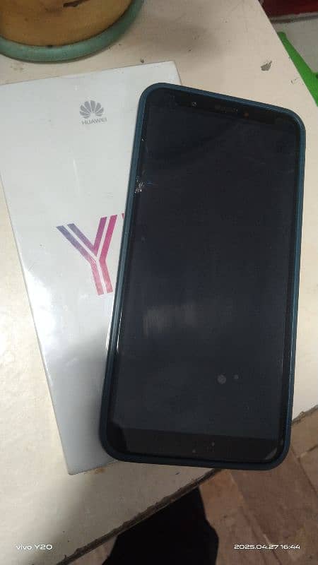 Huawei Y7 Prime 0