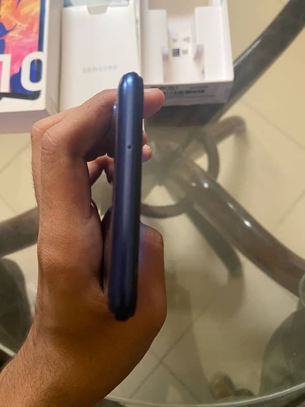 Samsung A10 10