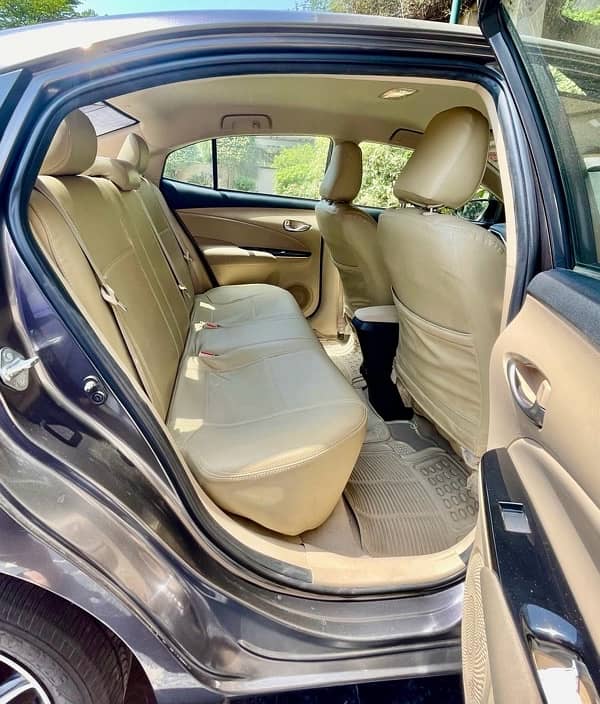 Toyota Yaris 2022 5